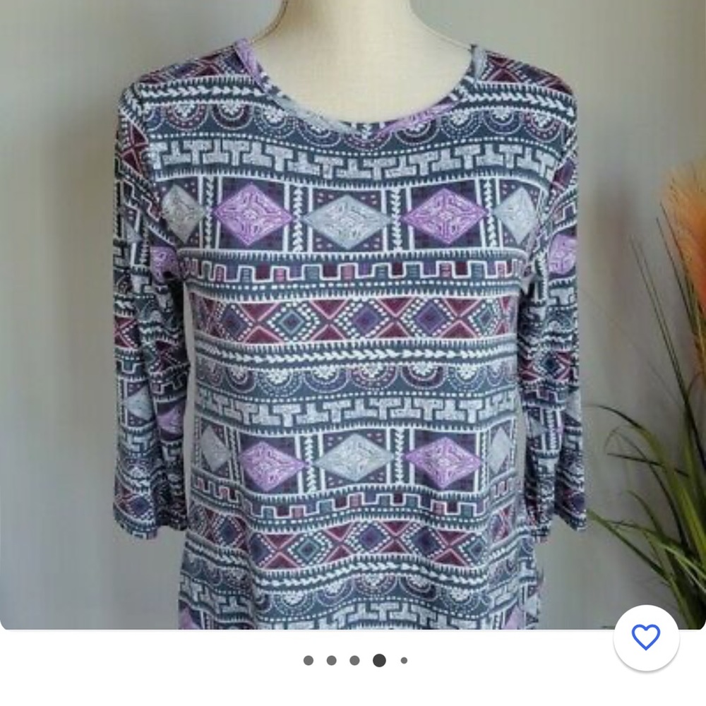 Tunic with pockets. Super soft